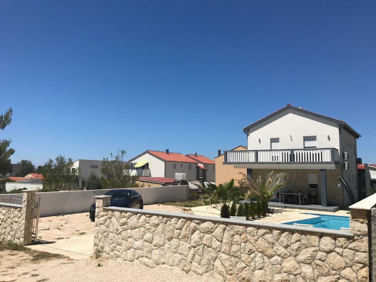 Villa Santa Barbara Vrsi Luaran gambar