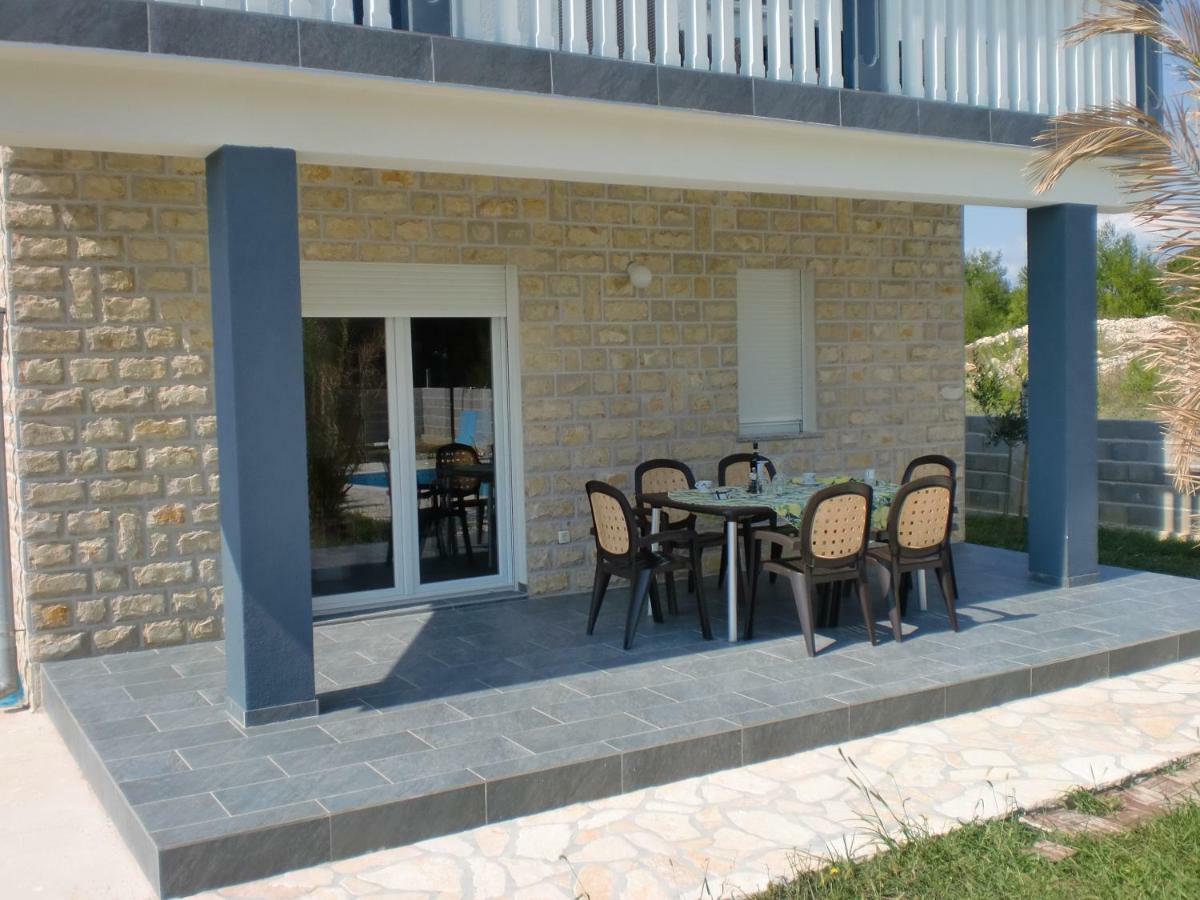 Villa Santa Barbara Vrsi Luaran gambar