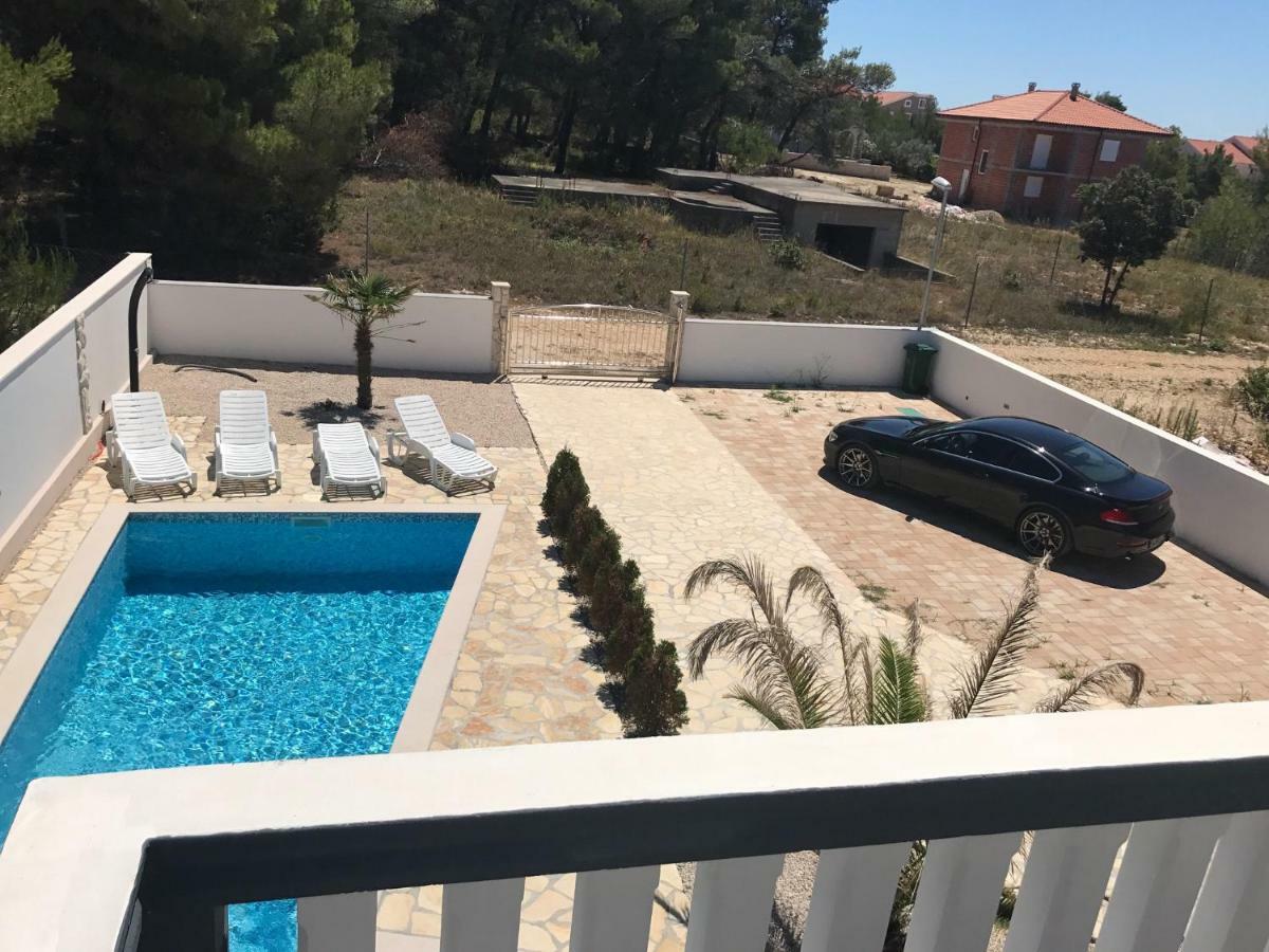 Villa Santa Barbara Vrsi Luaran gambar